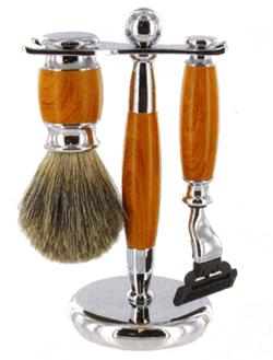 Light Oak Handled 3 Piece Shaving Set